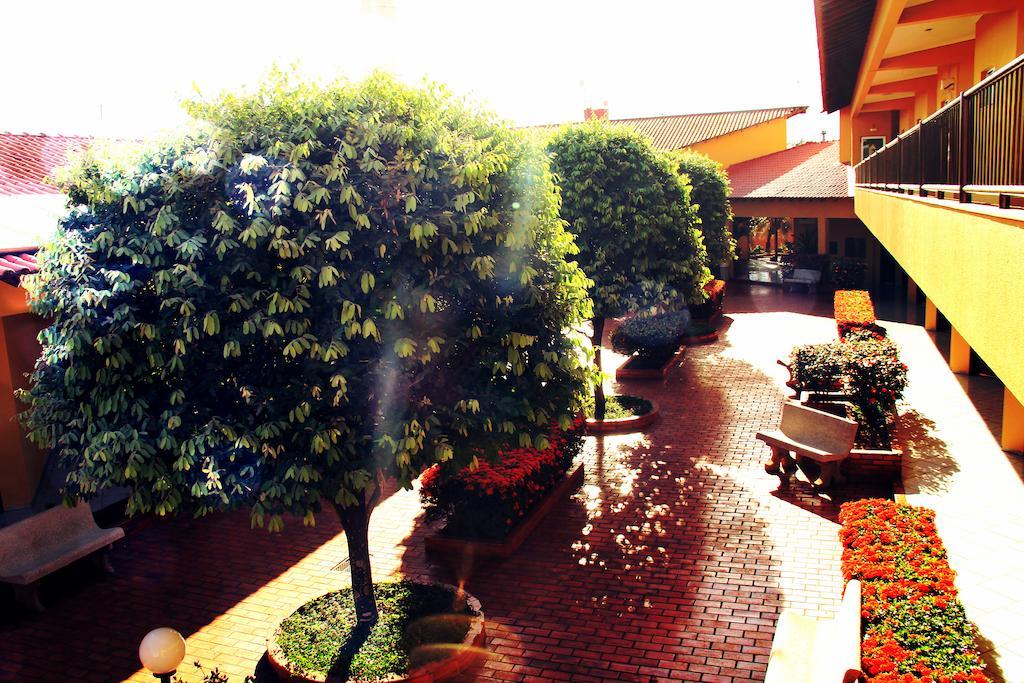 Hotel Marathi Park Rondonópolis Екстериор снимка
