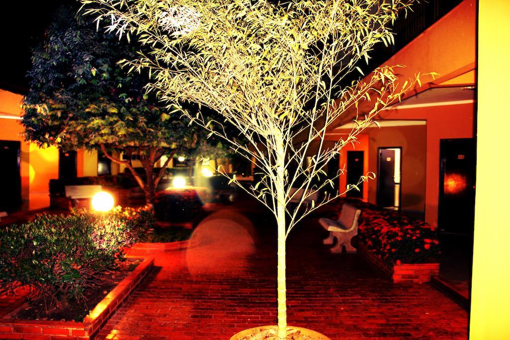 Hotel Marathi Park Rondonópolis Екстериор снимка